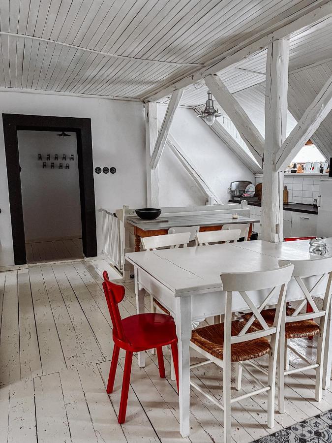 Villa Gorna79 *